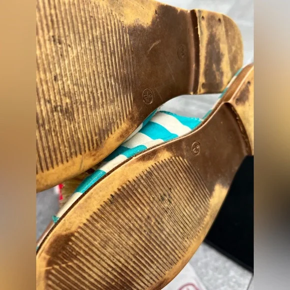 Colorful Striped Women's Sandals - Picture 2 of 6